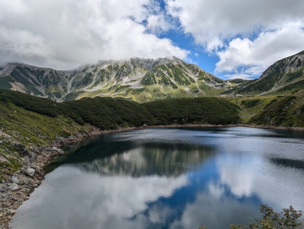 立山・ミクリガ池